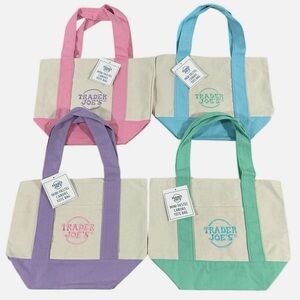 1 x Trader’s Joe pastel mini tote, limited edition 2025 Spring Released!